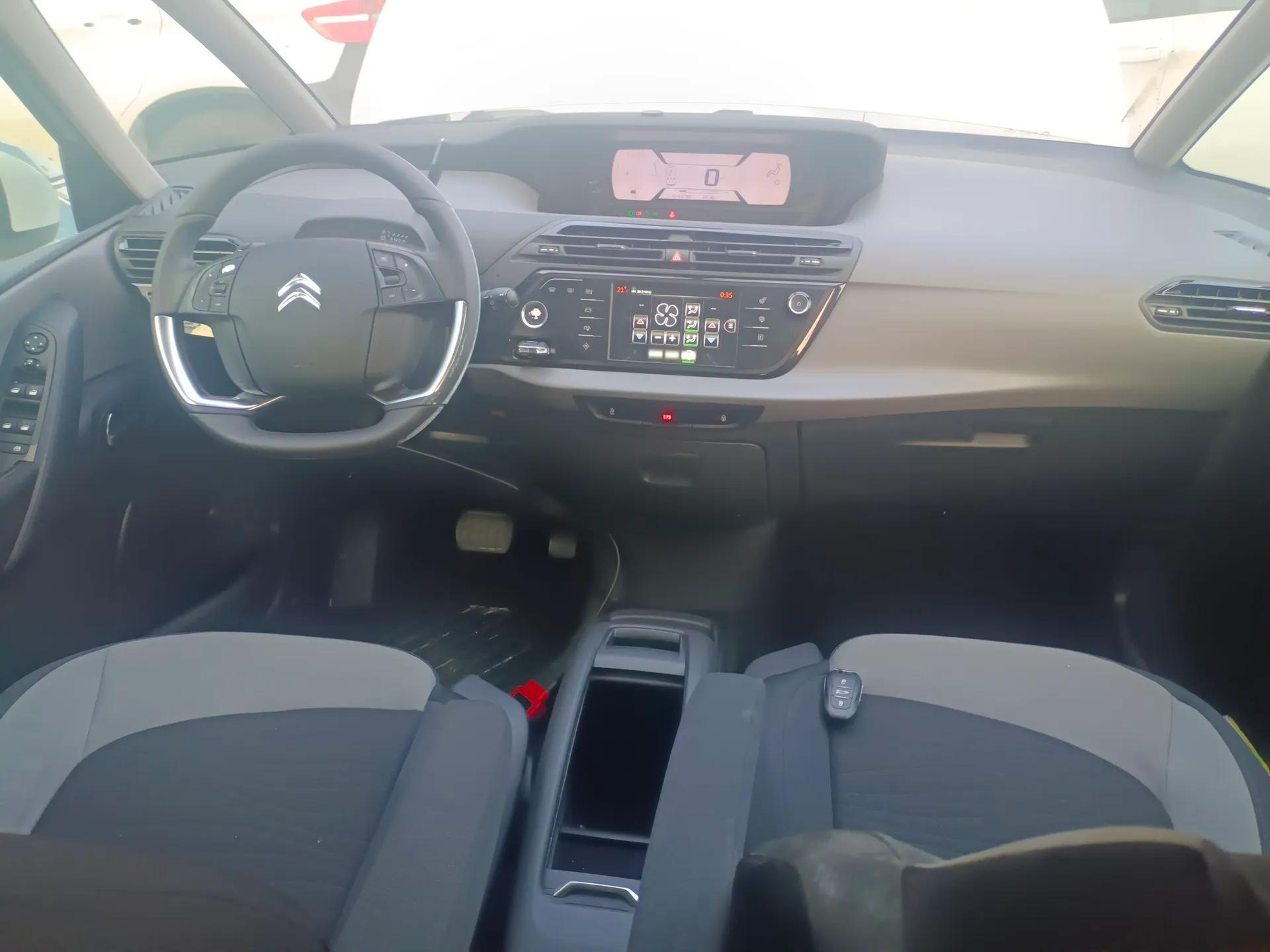 Citroen C4 Picasso 2015 1.6T Fashion Model 5 Seats — миниатюра 20