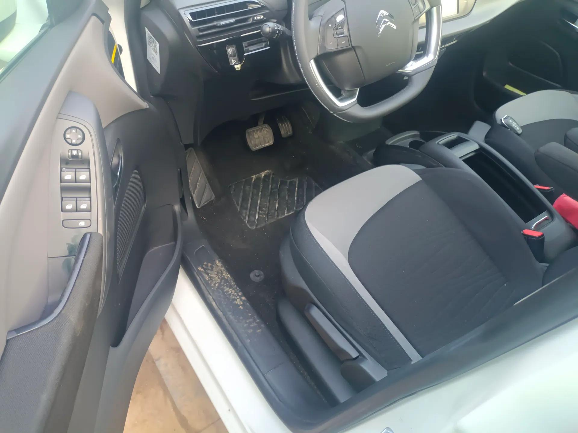 Citroen C4 Picasso 2015 1.6T Fashion Model 5 Seats — миниатюра 21