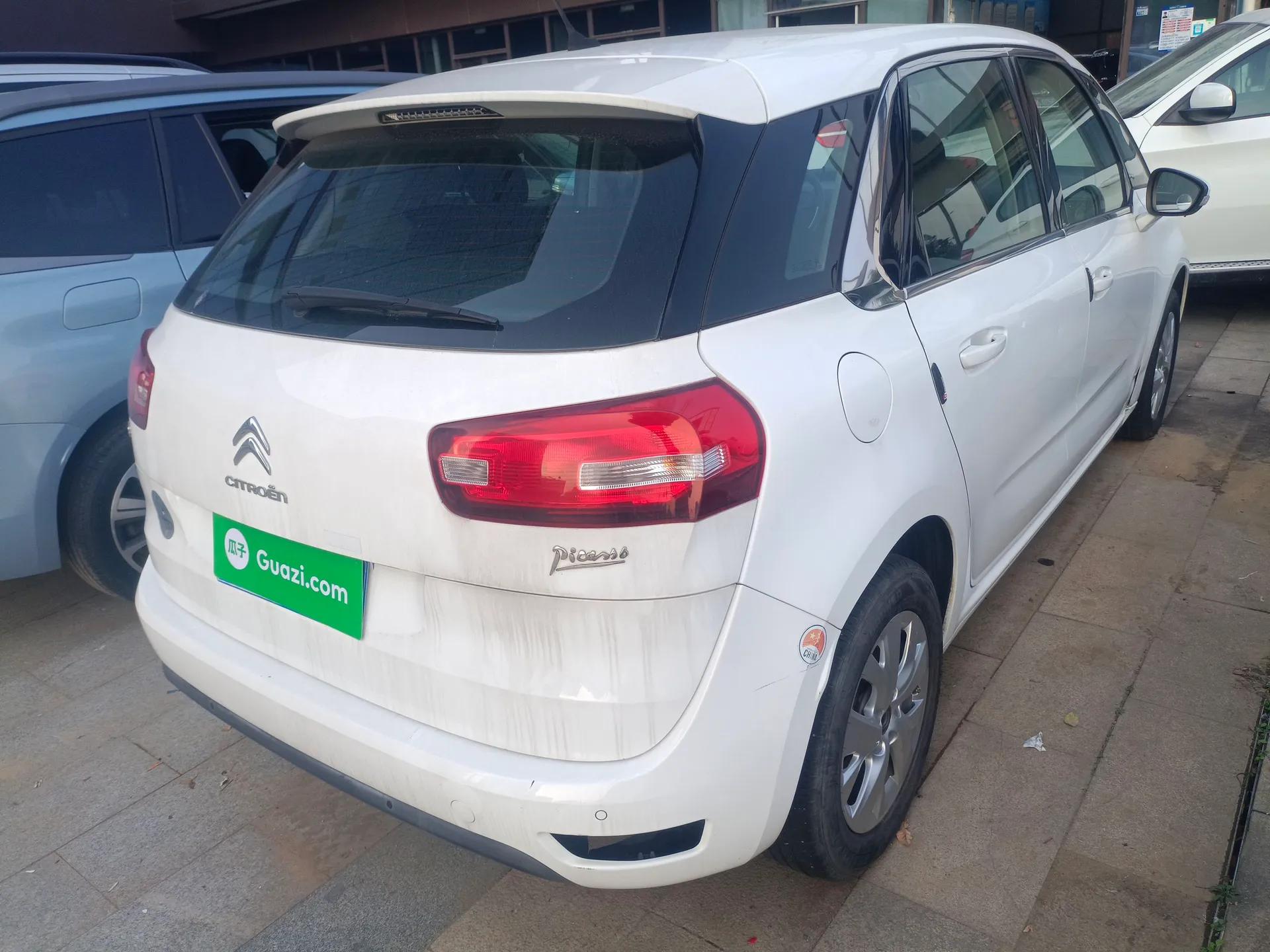 Citroen C4 Picasso 2015 1.6T Fashion Model 5 Seats — миниатюра 7