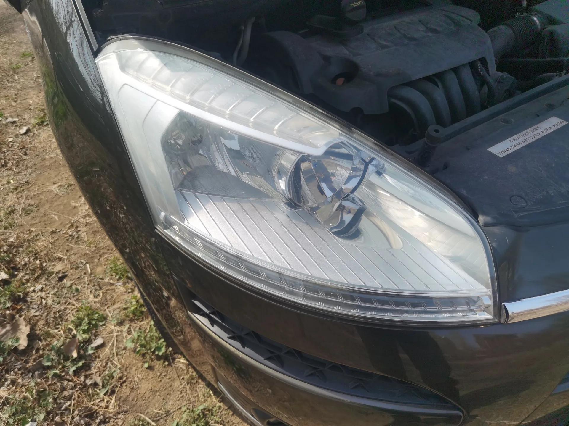 Citroen C4 Picasso 2009 Grand 2.0L Comfort Model — миниатюра 7