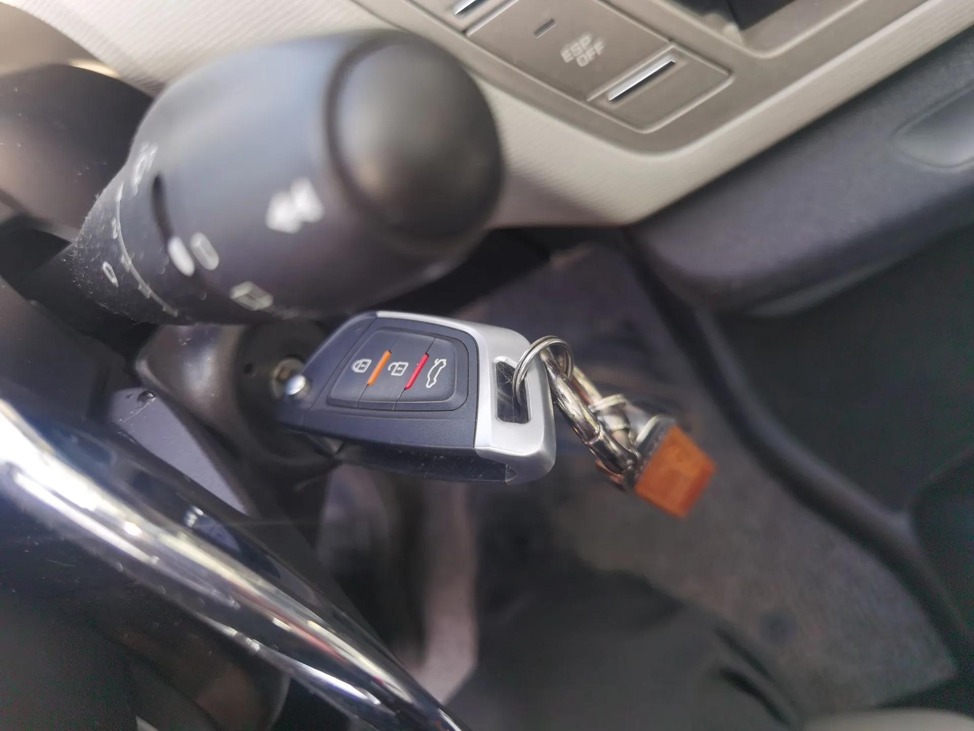 Citroen C4 Picasso 2009 Grand 2.0L Comfort Model — миниатюра 9
