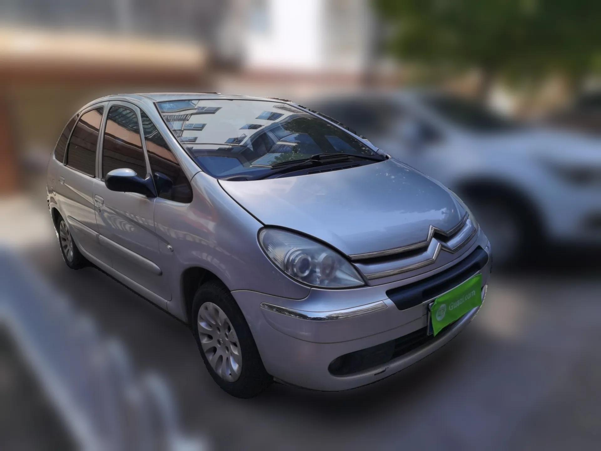 Citroen Picasso 2007 2.0L Automatic — миниатюра 3