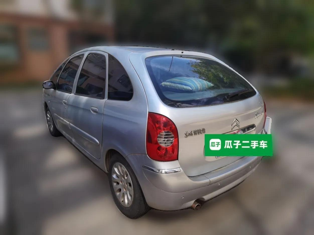 Citroen Picasso 2007 2.0L Automatic — миниатюра 4