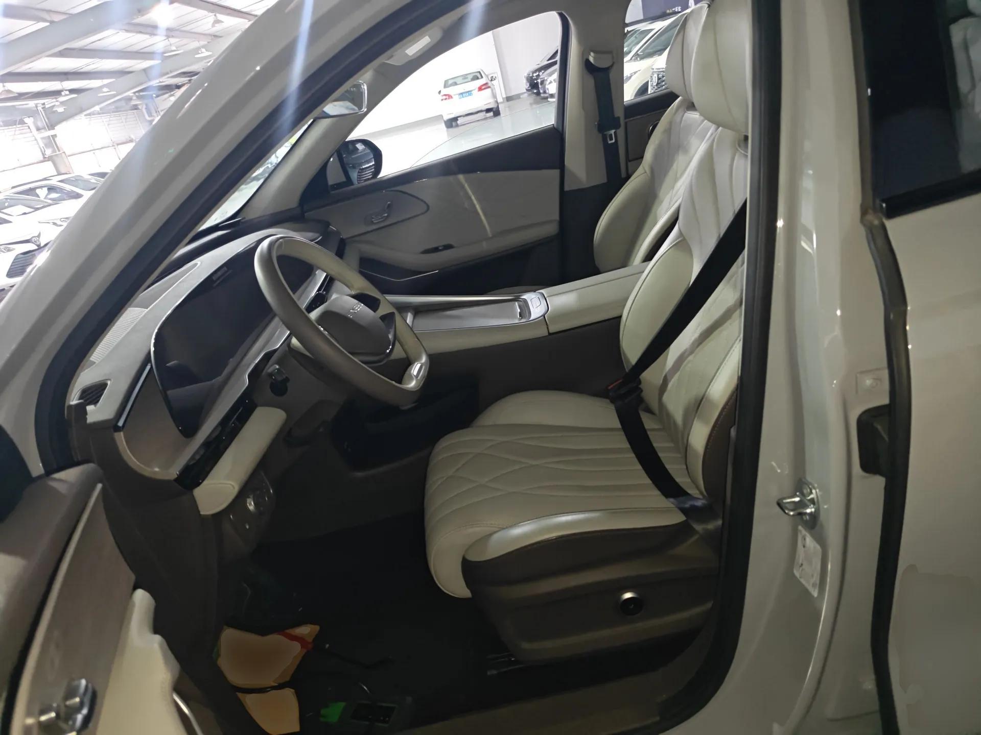 EXEED Stellar C-DM 2024 1.5T Long-Range Pro — миниатюра 16