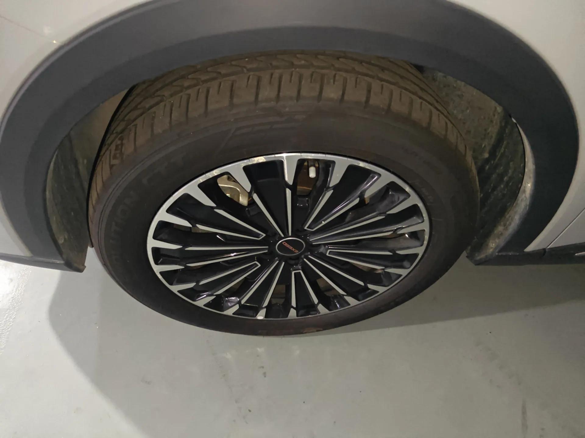 EXEED Stellar C-DM 2024 1.5T Long-Range Pro — миниатюра 9