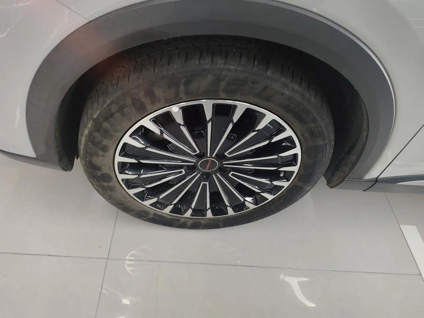 EXEED Stellar C-DM 2024 1.5T Long-Range Pro — миниатюра 8
