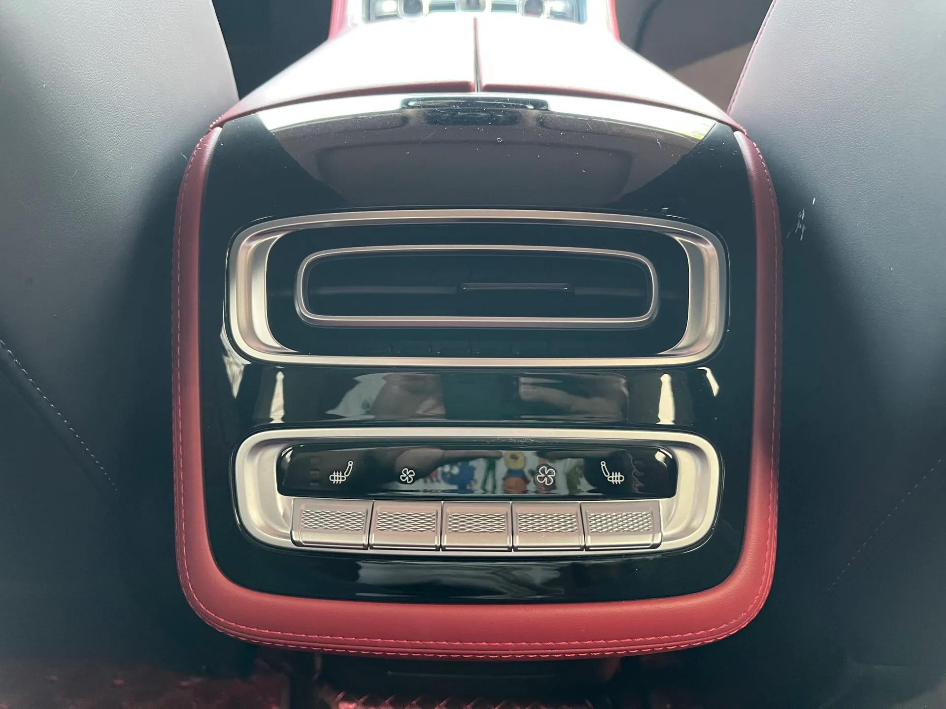 EXEED Stellar 2023 400T Two-Wheel Drive Luxury Edition — миниатюра 32