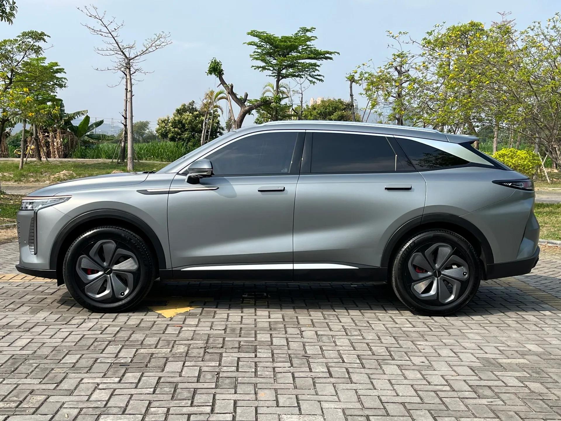 EXEED Stellar 2023 400T Two-Wheel Drive Luxury Edition — миниатюра 7