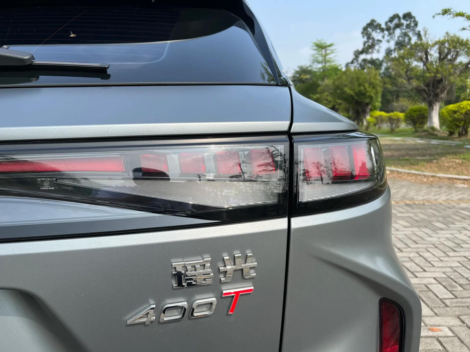 EXEED Stellar 2023 400T Two-Wheel Drive Luxury Edition — миниатюра 9
