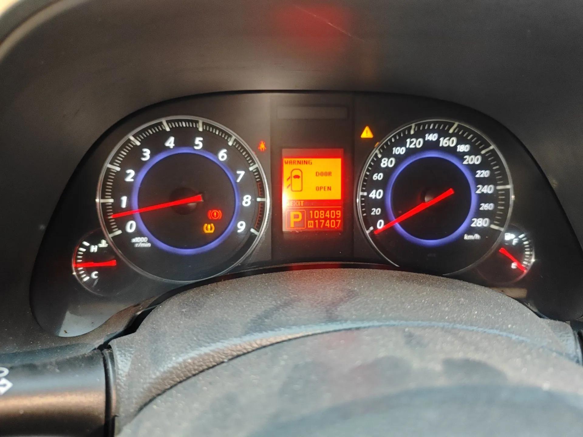 Infiniti FX 2011 FX35 Supreme Edition — миниатюра 12