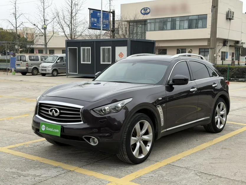 Infiniti QX70 2013 3.7L Standard Edition — миниатюра 1