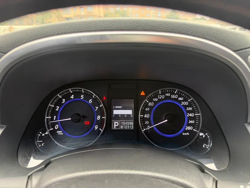 Infiniti QX70 2013 3.7L Standard Edition — миниатюра 17