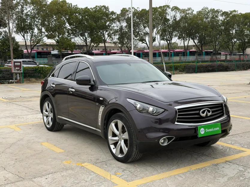 Infiniti QX70 2013 3.7L Standard Edition — миниатюра 4