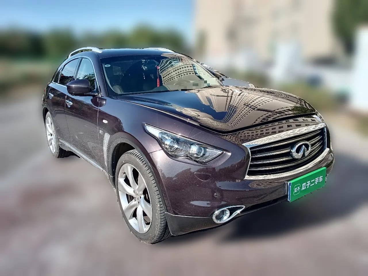 Infiniti QX70 2013 3.7L Standard Edition — миниатюра 3