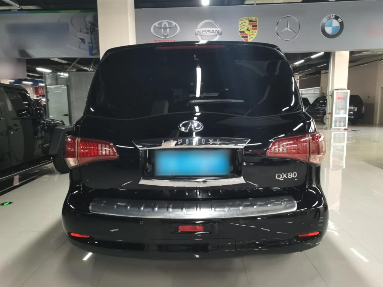 Infiniti QX80 2016 5.6L 4WD — миниатюра 5