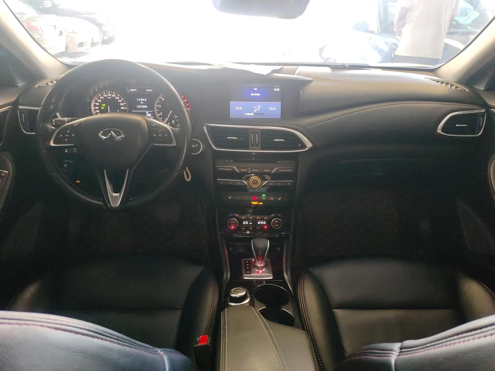 Infiniti QX30 2017 1.6T Two-Wheel-Drive Sport Edition — миниатюра 21