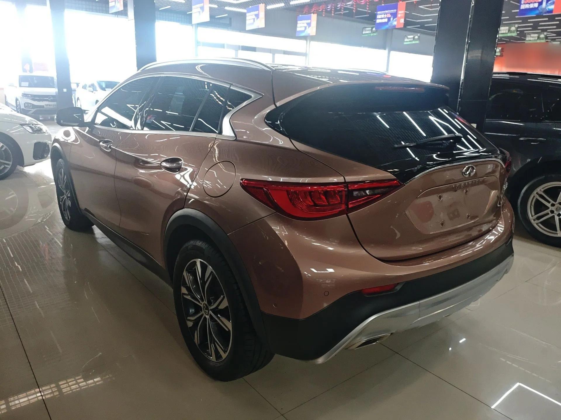 Infiniti QX30 2018 1.6T Two-Wheel Drive Extreme Edition — миниатюра 7