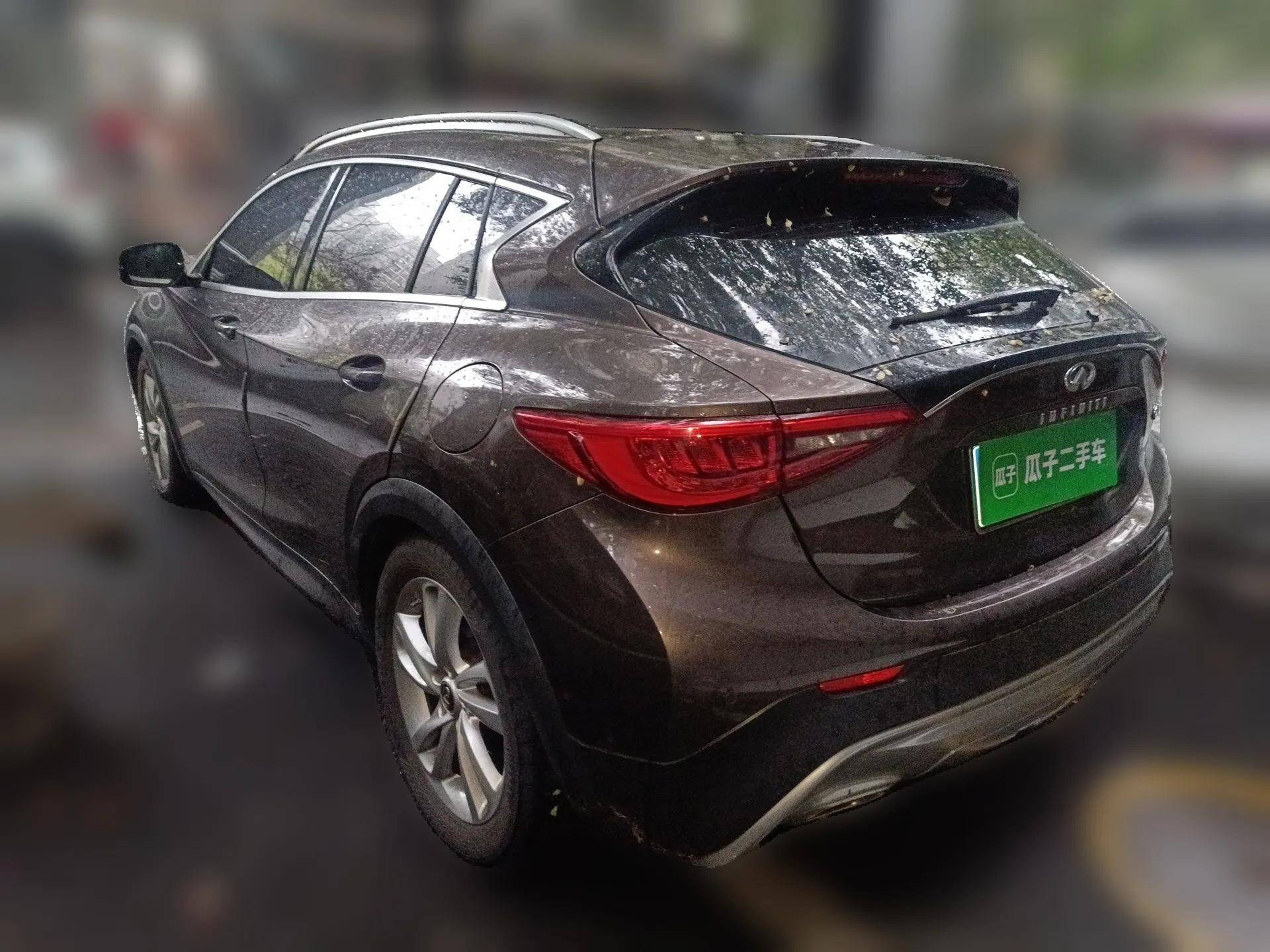 Infiniti QX30 2017 1.6T Two-Wheel-Drive Sport Edition — миниатюра 4