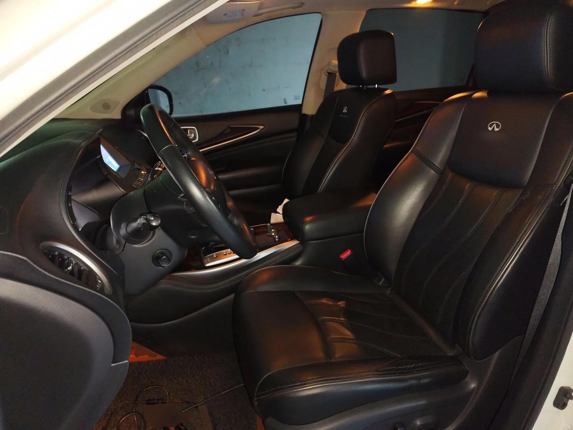 Infiniti JX 2013 JX35 4x4 All-Terrain Edition — миниатюра 16