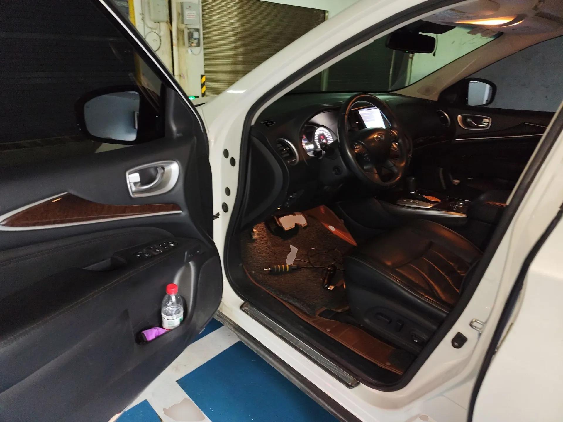 Infiniti JX 2013 JX35 4x4 All-Terrain Edition — миниатюра 17