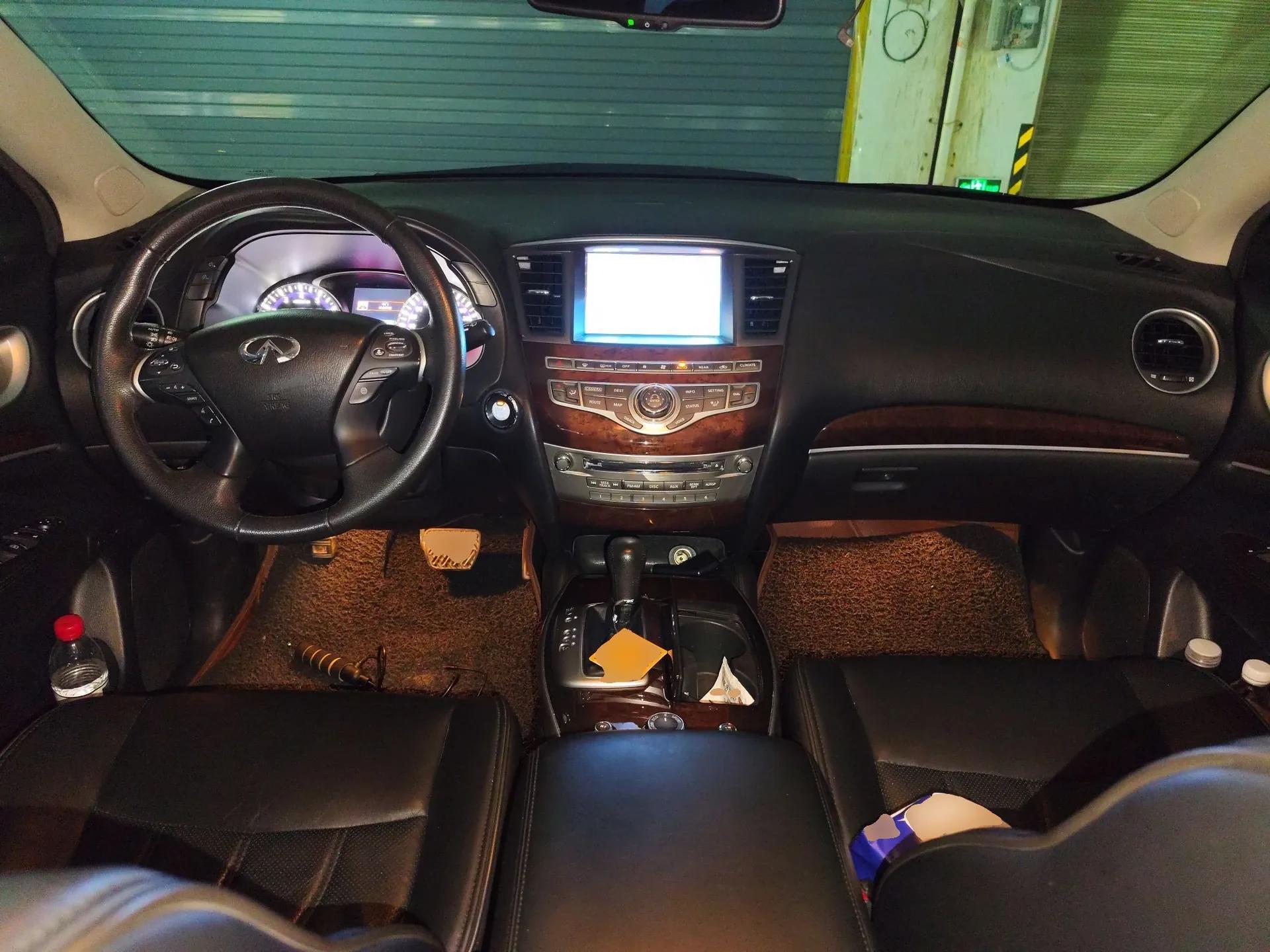 Infiniti JX 2013 JX35 4x4 All-Terrain Edition — миниатюра 10