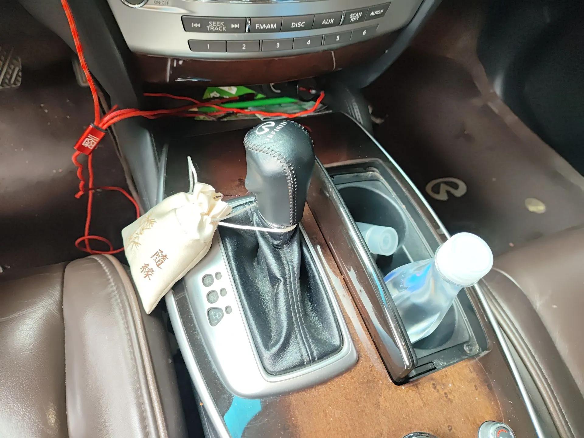 Infiniti JX 2013 JX35 Two-Wheel-Drive Excellence Edition — миниатюра 15
