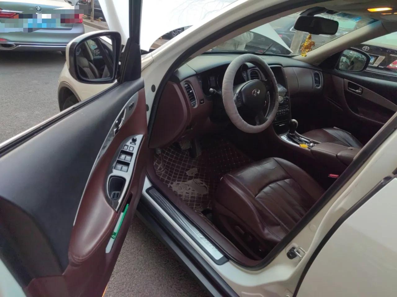 Infiniti EX 2013 EX25 Two-Wheel-Drive Luxury Edition — миниатюра 17