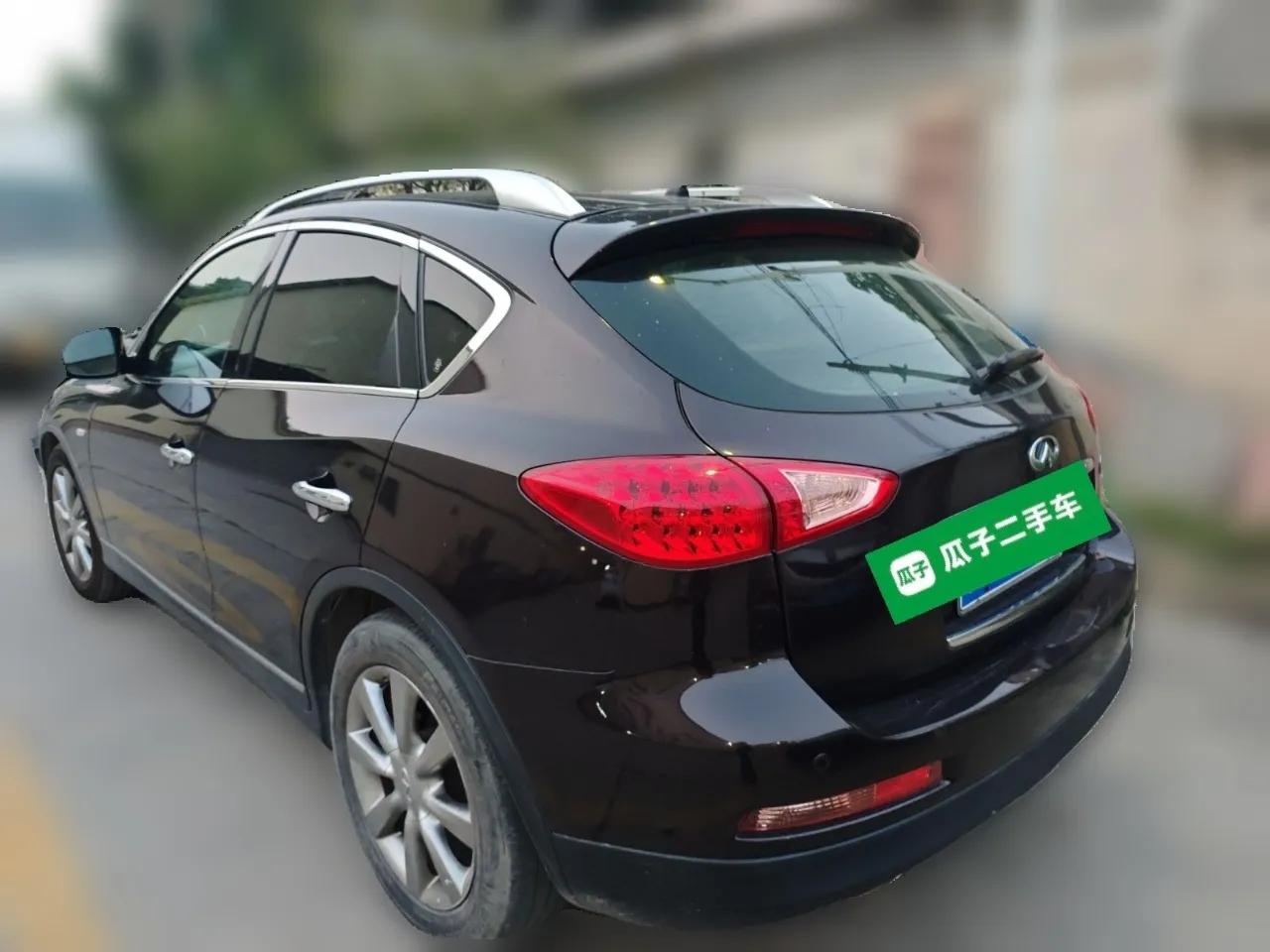 Infiniti EX 2010 EX25 Luxury Edition — миниатюра 4