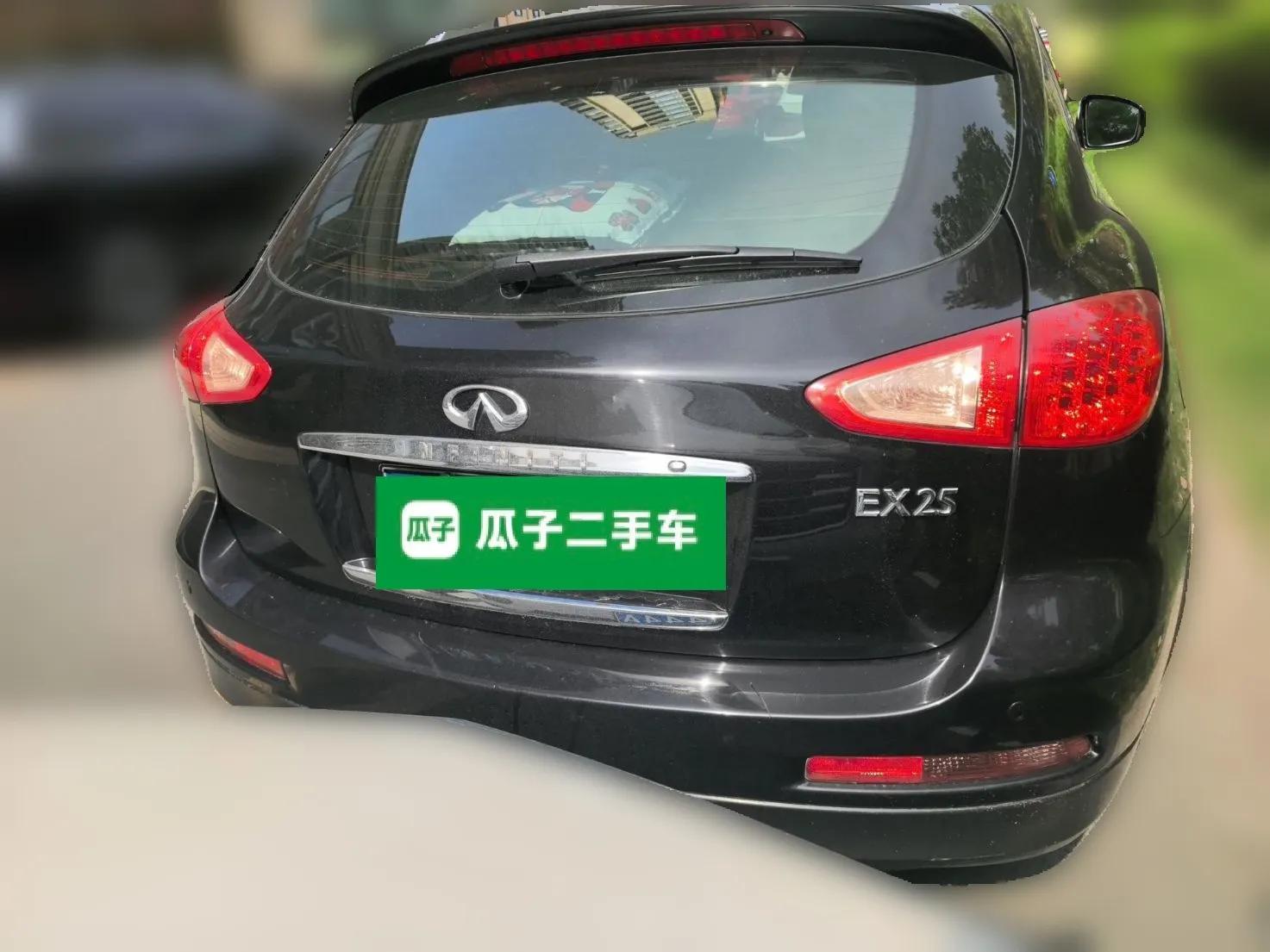 Infiniti EX 2011 EX25 Luxury Edition — миниатюра 5