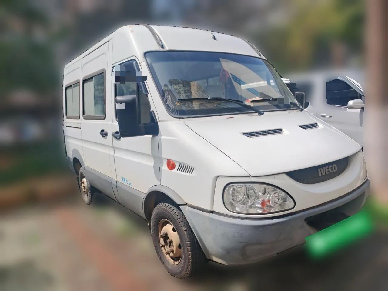 Iveco Turin 2009 2.5T-A32 Base Version — миниатюра 3