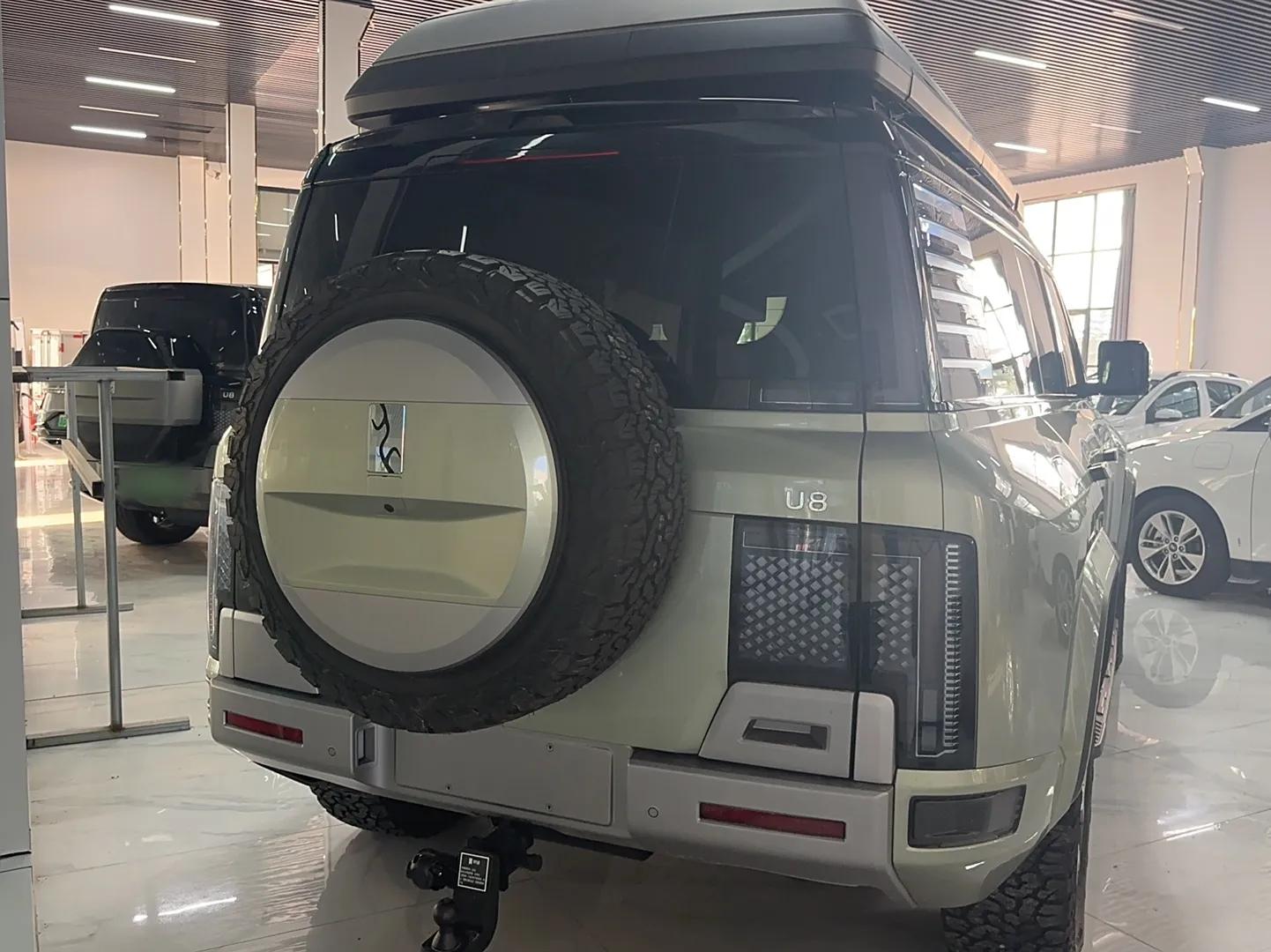 Yangwang U8 2024 Off-Road Enthusiast Edition — миниатюра 5