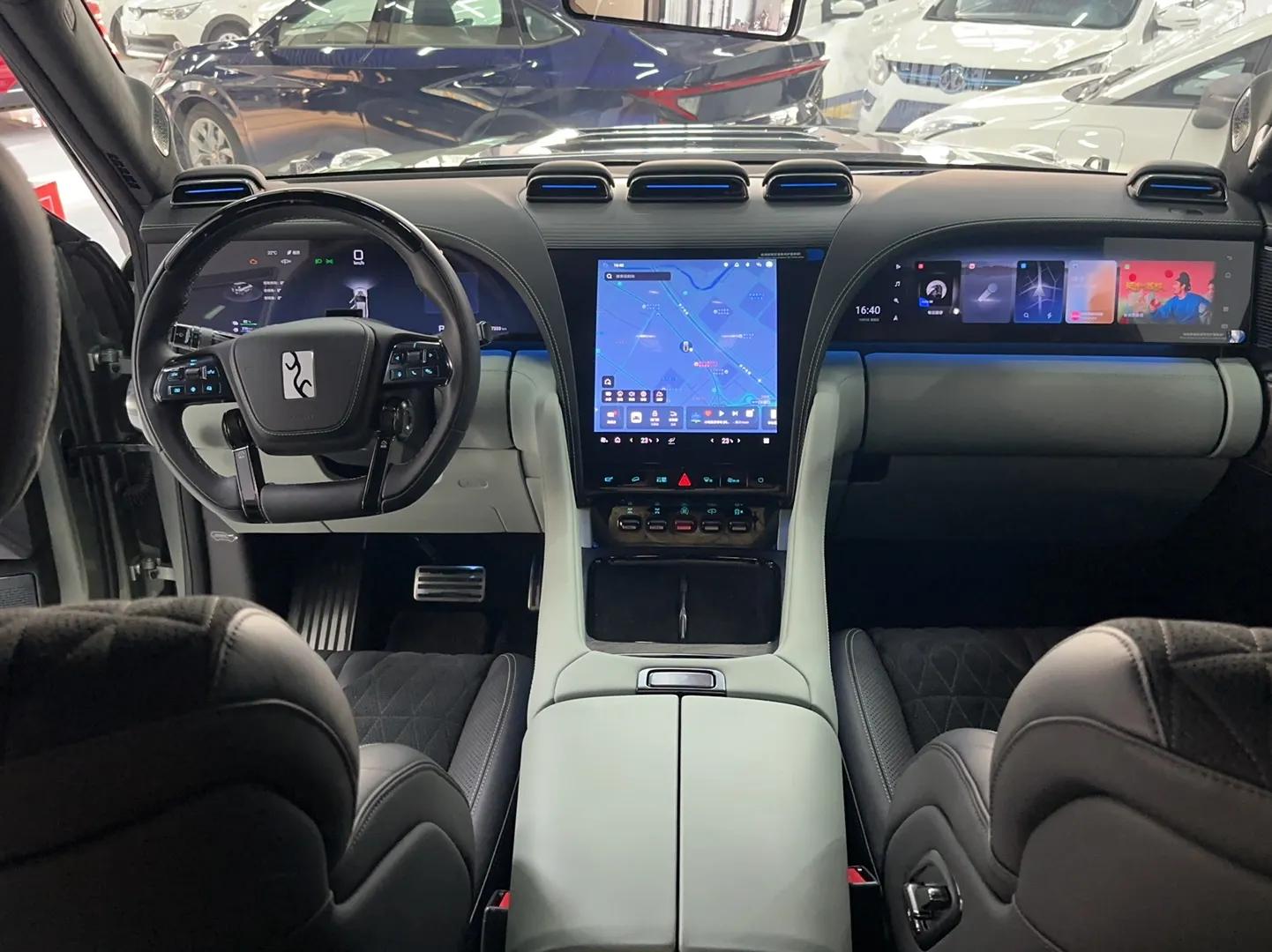 Yangwang U8 2024 Off-Road Enthusiast Edition — миниатюра 9
