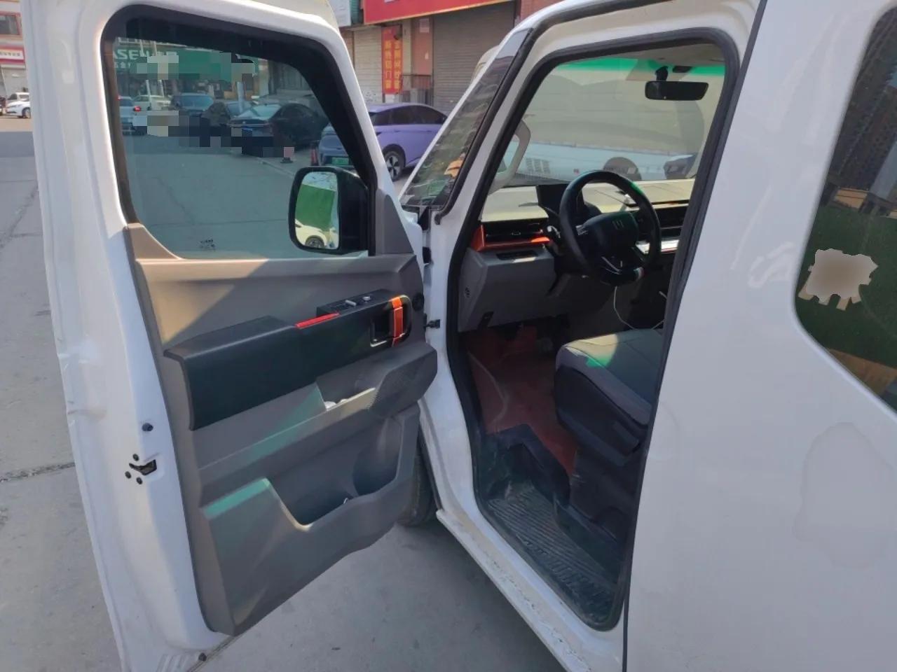 Farizon Super VAN 2024 Zhifu Edition Mid-axle Low-Roof 83 kWh — миниатюра 17