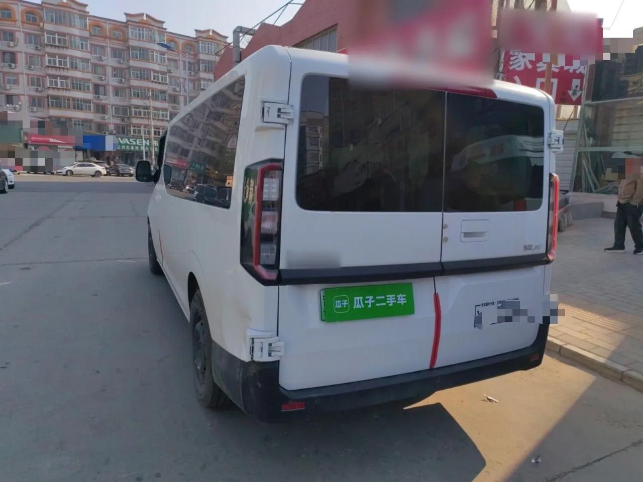Farizon Super VAN 2024 Zhifu Edition Mid-axle Low-Roof 83 kWh — миниатюра 4