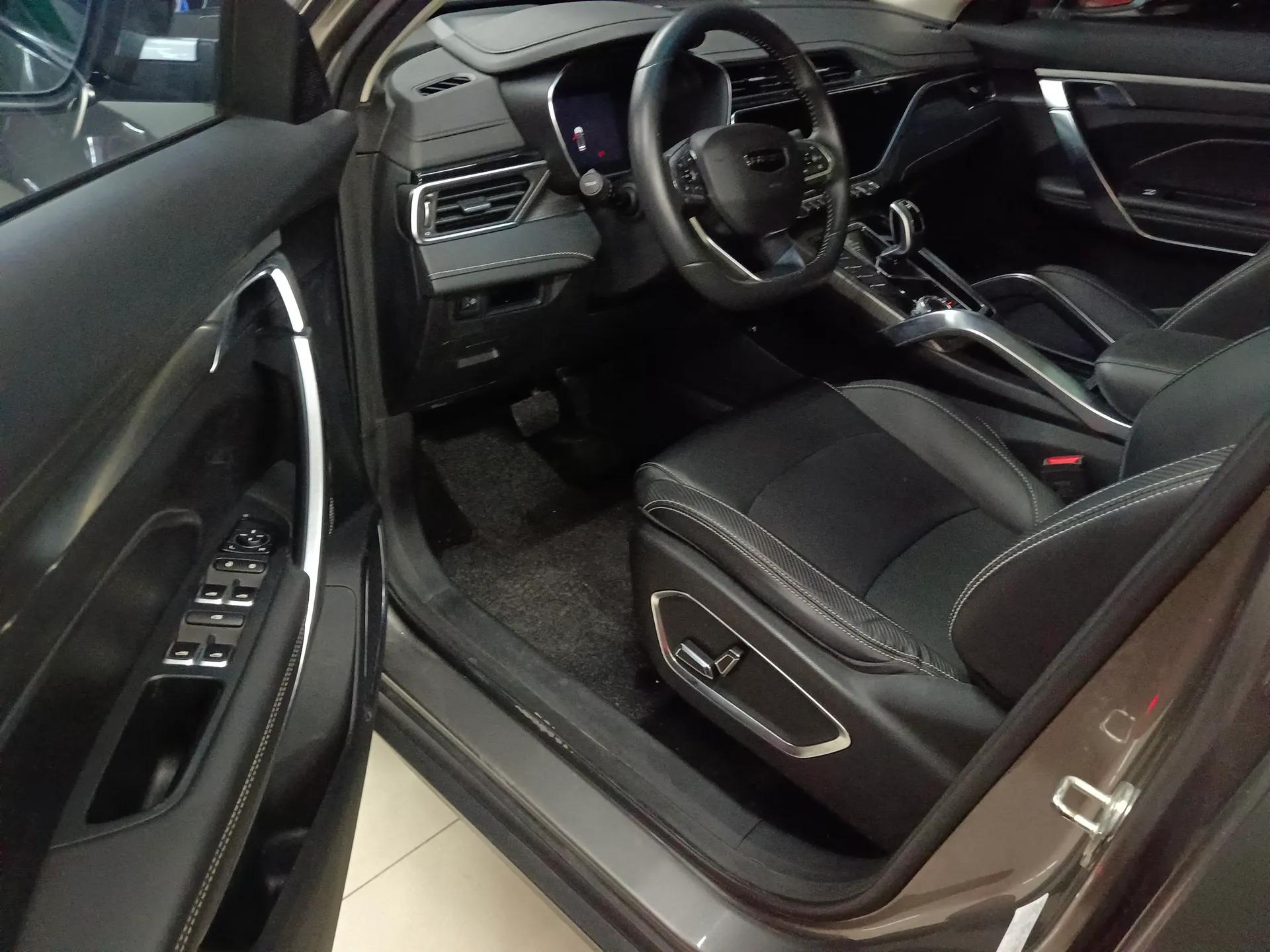 Farizon FX 2020 1.8T Smart Connect Edition 4 Seats — миниатюра 22