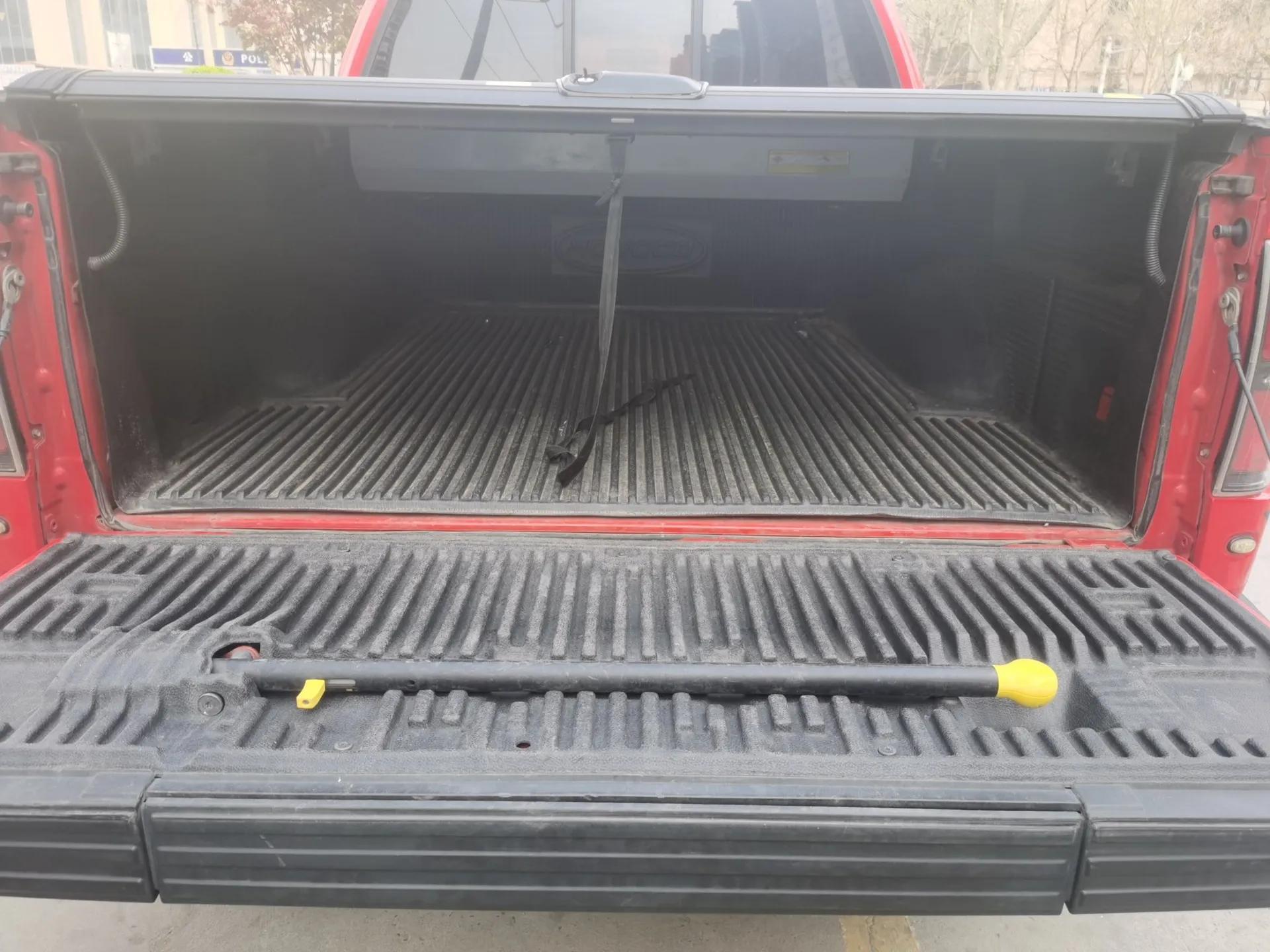 Ford F-150  — миниатюра 20