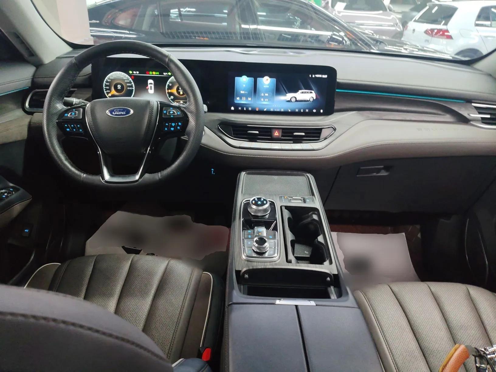 Ford Equator 2023 EcoBoost 225 Premier 7-Seater (2/2/3) — миниатюра 13