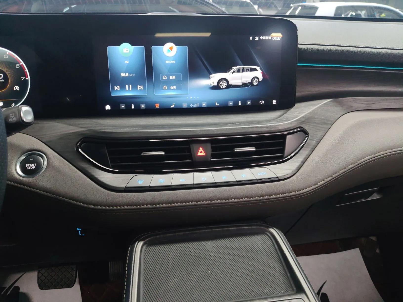 Ford Equator 2023 EcoBoost 225 Premier 7-Seater (2/2/3) — миниатюра 16