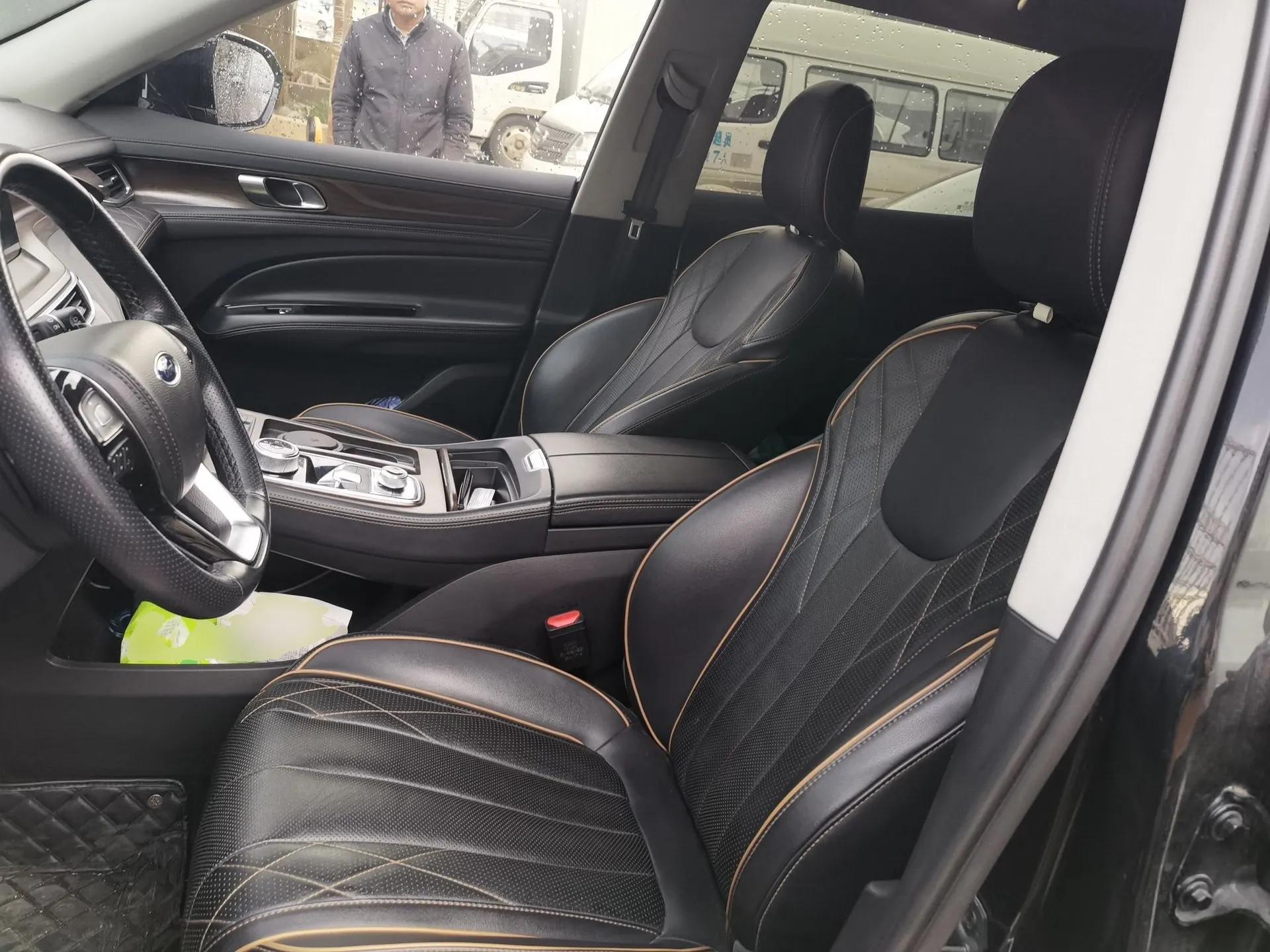 Ford Equator 2021 EcoBoost 225 Premier PLUS 6-Seater — миниатюра 16