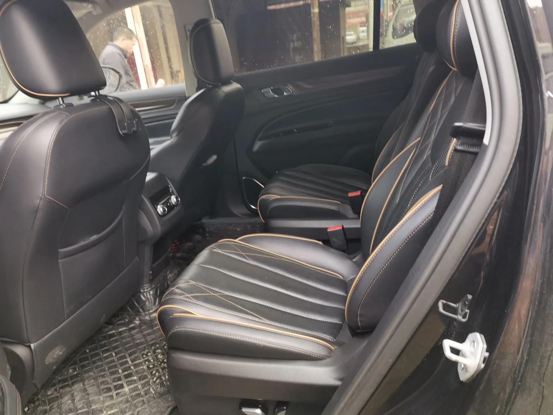 Ford Equator 2021 EcoBoost 225 Premier PLUS 6-Seater — миниатюра 18