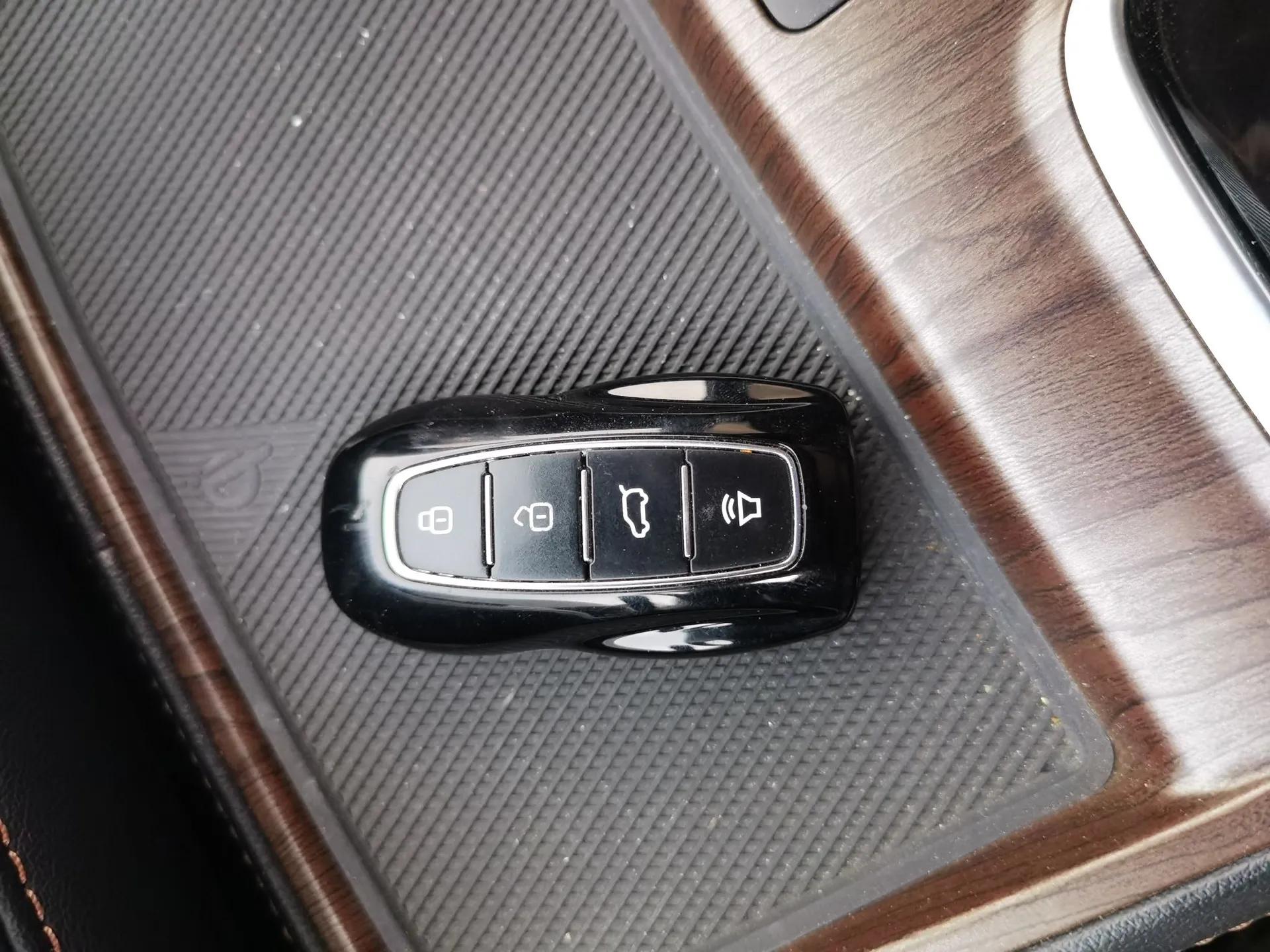 Ford Equator 2021 EcoBoost 225 Premier PLUS 6-Seater — миниатюра 9