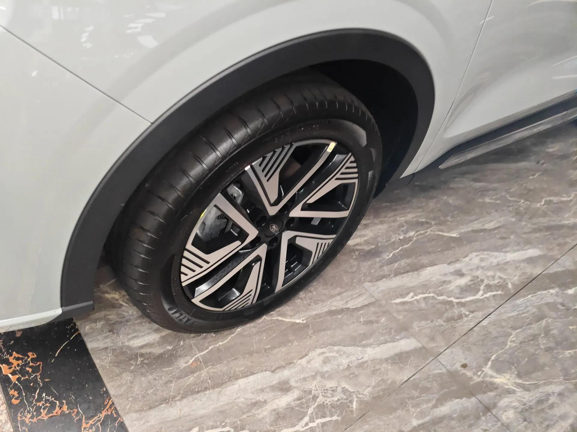 Ford Equator New Energy 2025 Luxury Edition — миниатюра 8