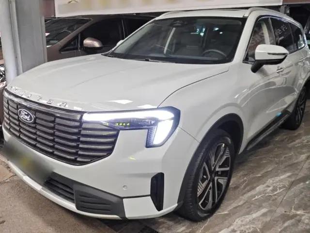 Ford Equator New Energy 2025 Luxury Edition