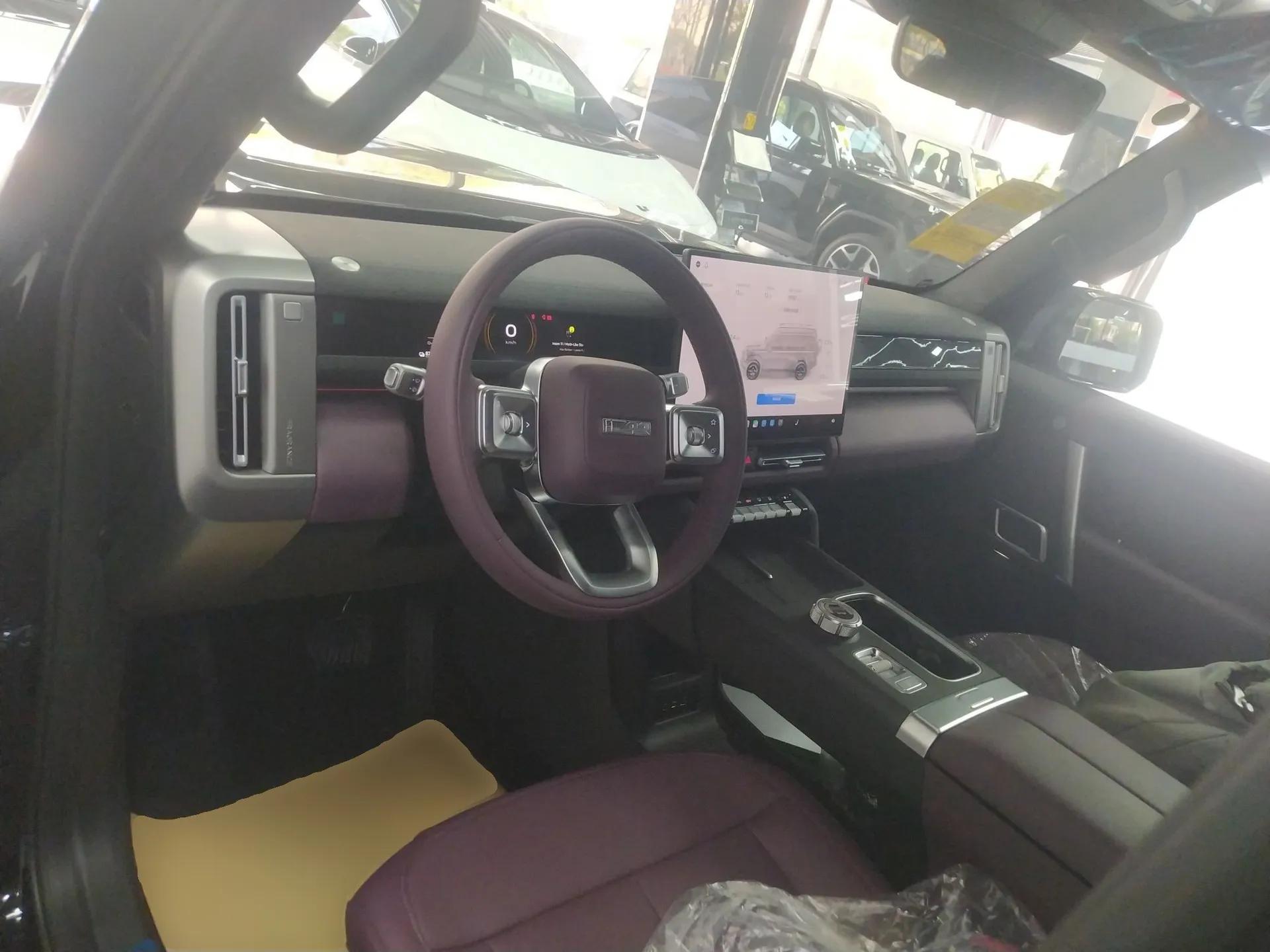 iCAR V27 2026 Model 200KM Four-Wheel Drive Falcon 500 — миниатюра 13