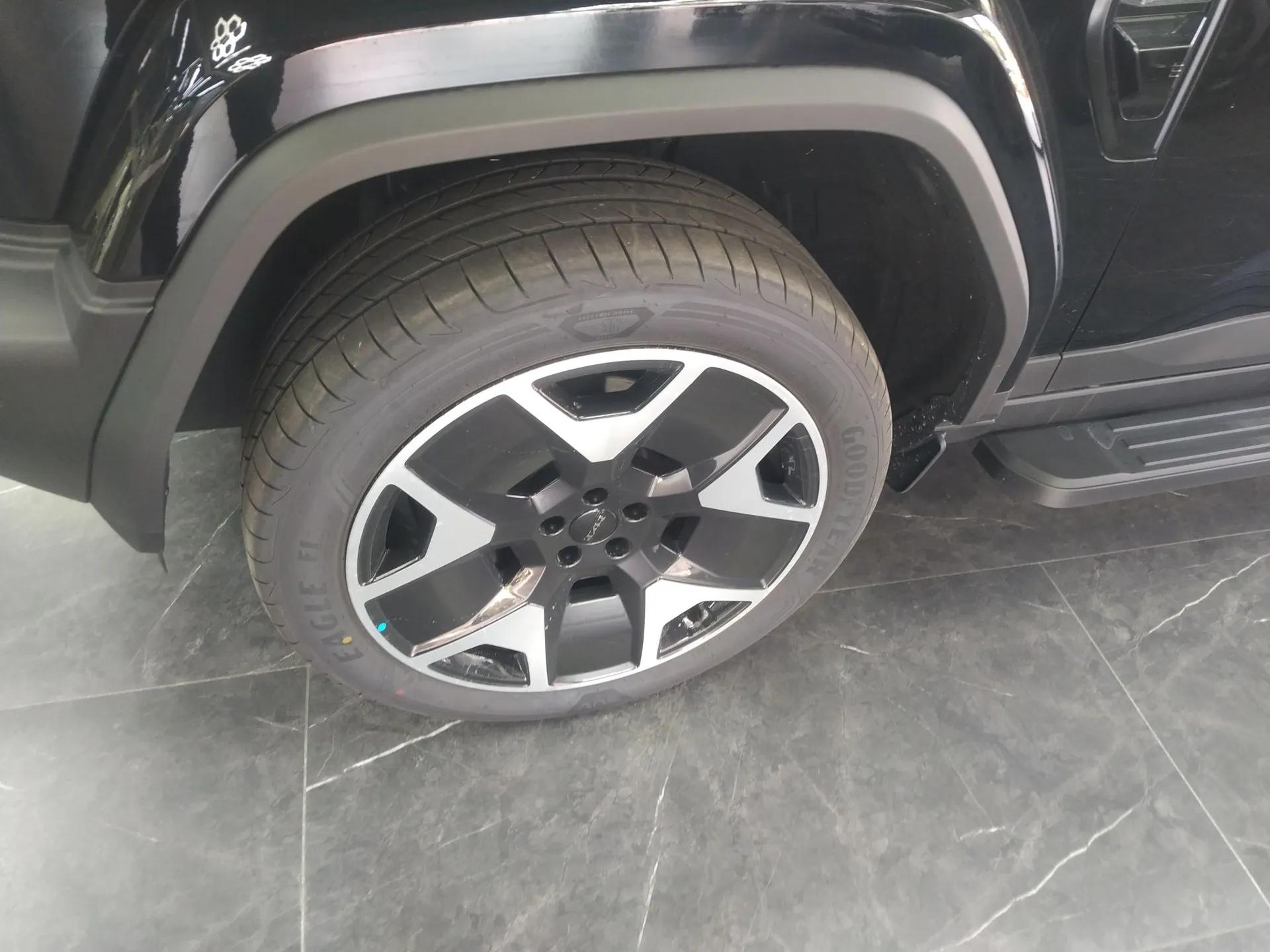 iCAR V27 2026 Model 200KM Four-Wheel Drive Falcon 500 — миниатюра 8