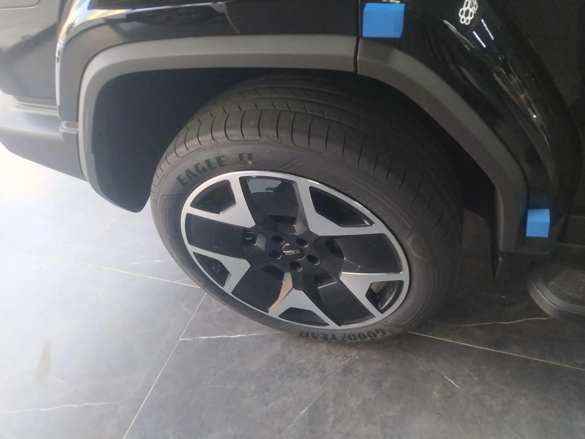 iCAR V27 2026 Model 200KM Four-Wheel Drive Falcon 500 — миниатюра 10