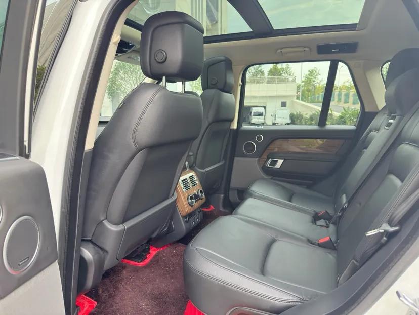 Land Rover Range Vogue  — миниатюра 15