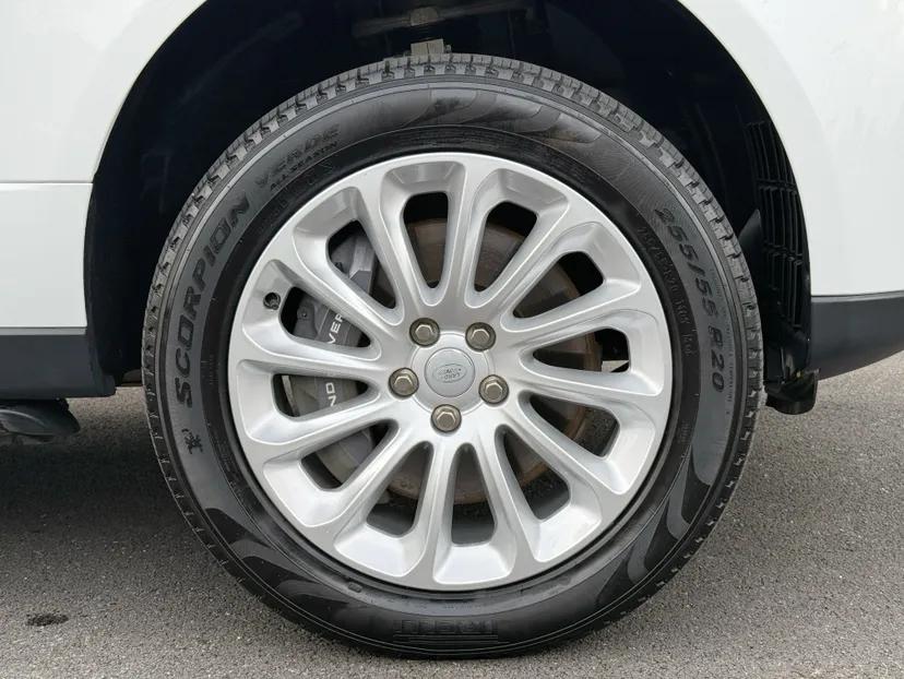 Land Rover Range Vogue  — миниатюра 7