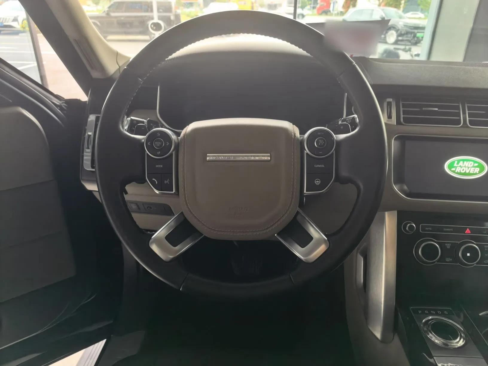 Land Rover Range Vogue  — миниатюра 12