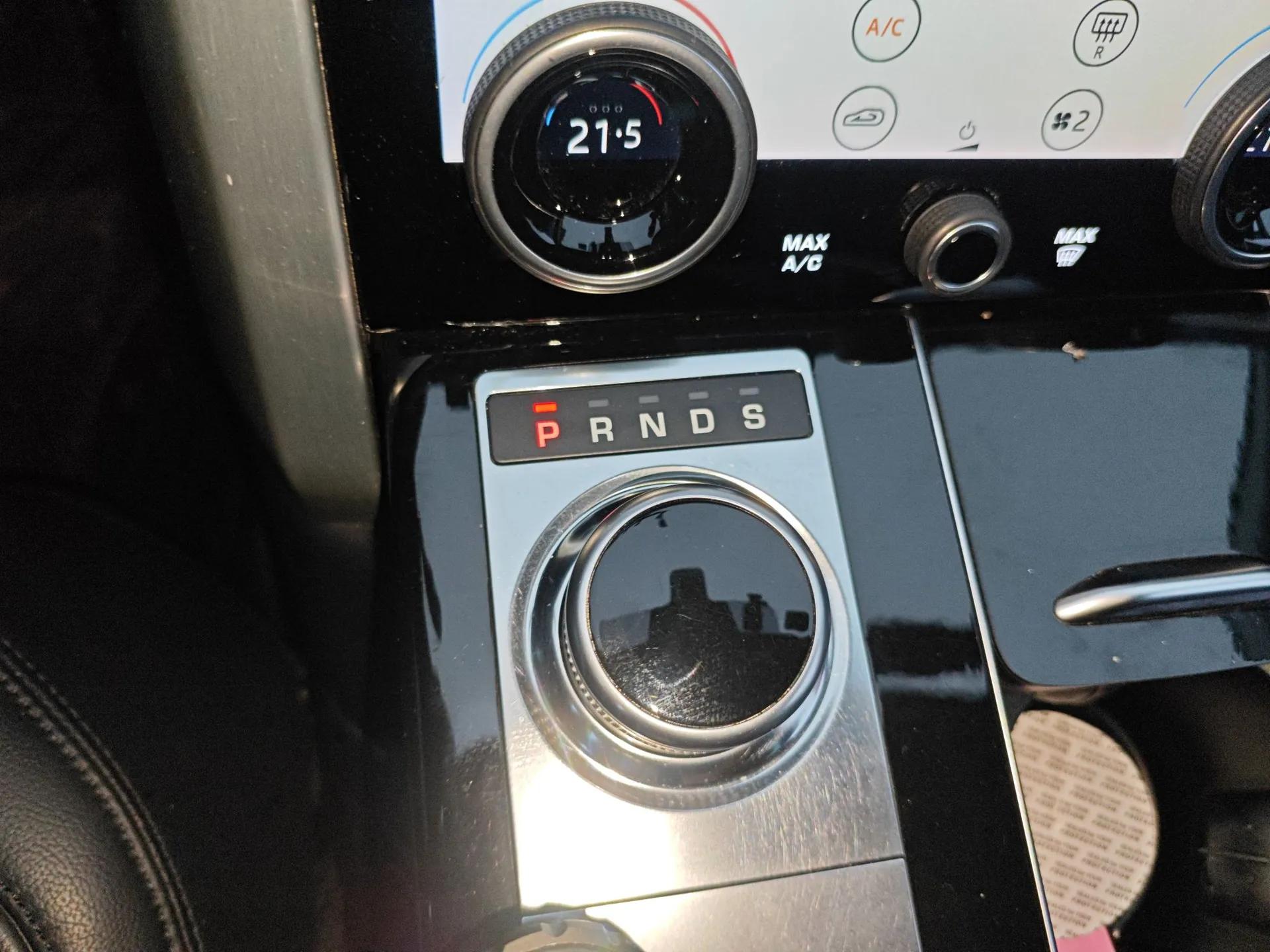 Land Rover Range Vogue  — миниатюра 15